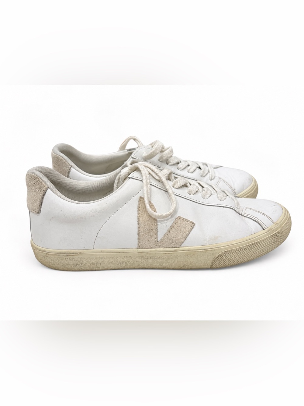 VEJA Esplar White Leather Sneakers – Size 39 / US 8
